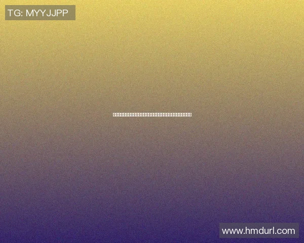 篮球明星在篮球场上专注训练的瞬间展现了无与伦比的运动魅力与激情